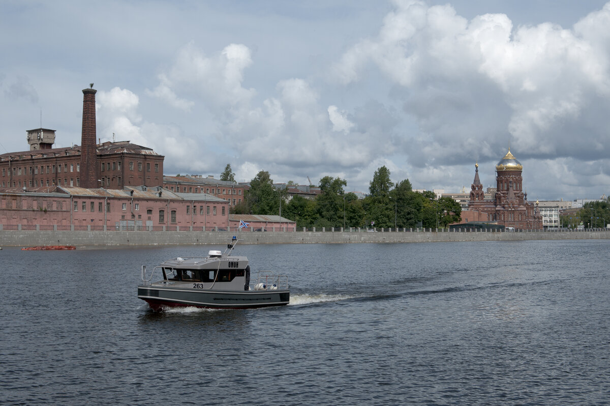 Река Екатерингофка, Санкт-Петербург, Катер. - Михаил Колесов