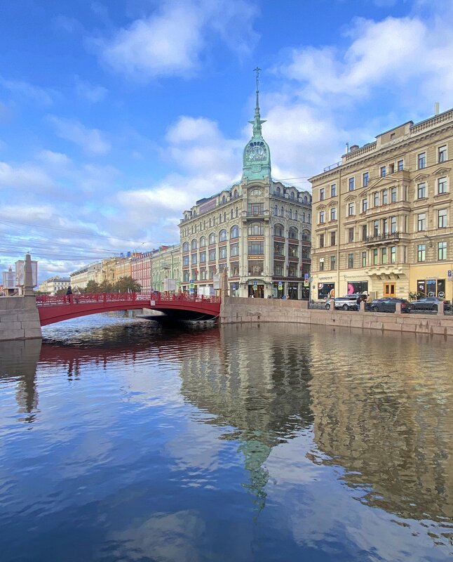 Красный мост через реку Мойка. Санкт-Петербург - Светлана Каруненко