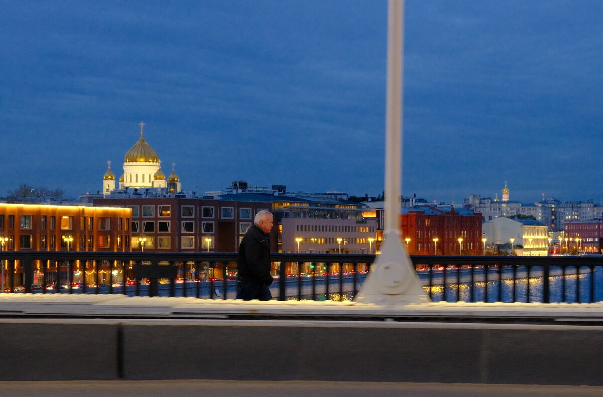 На Крымском мосту. - Лютый Дровосек