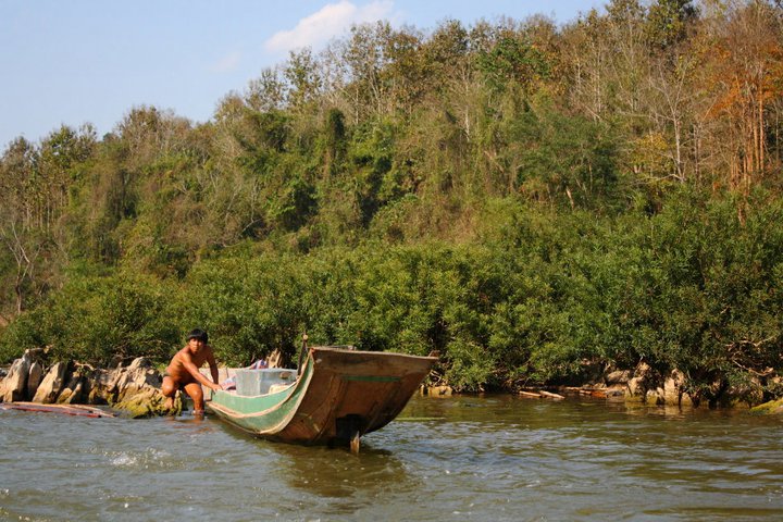 Cruising the Mekong - Eva Langue