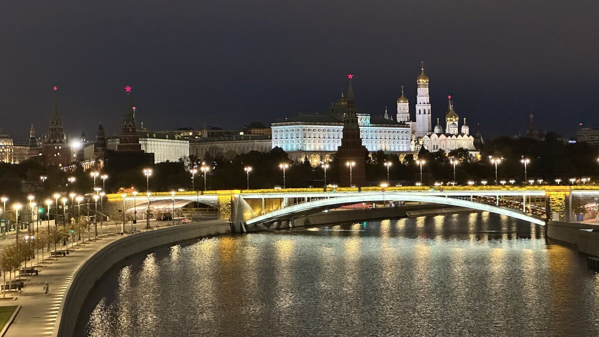 Ночной Кремль - <<< Наташа >>>