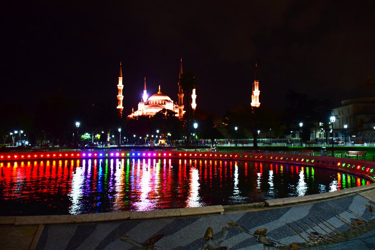 Вечерний вид на мечеть Султан Ахмед (Голубая Мечеть) - Марина 