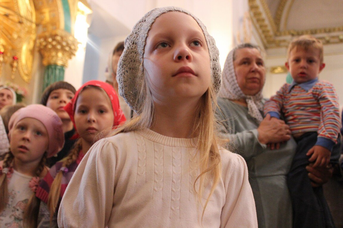 дети в храме - Андрей Чазов