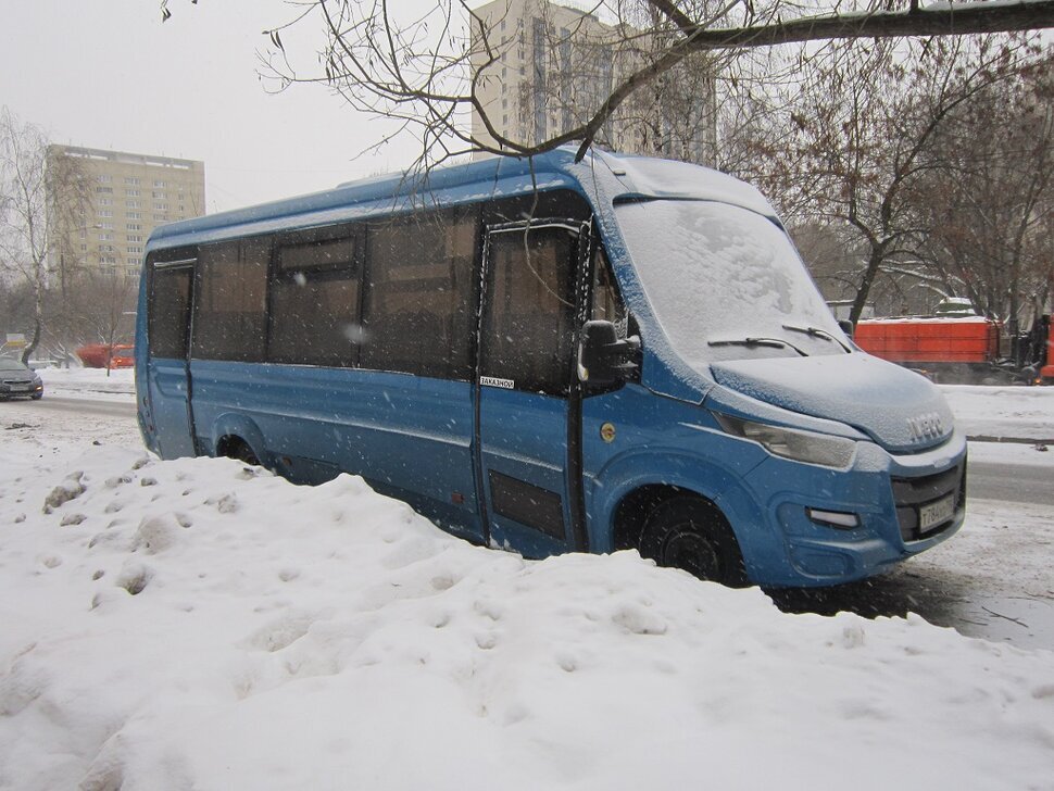 Микроавтобус - Дмитрий Никитин