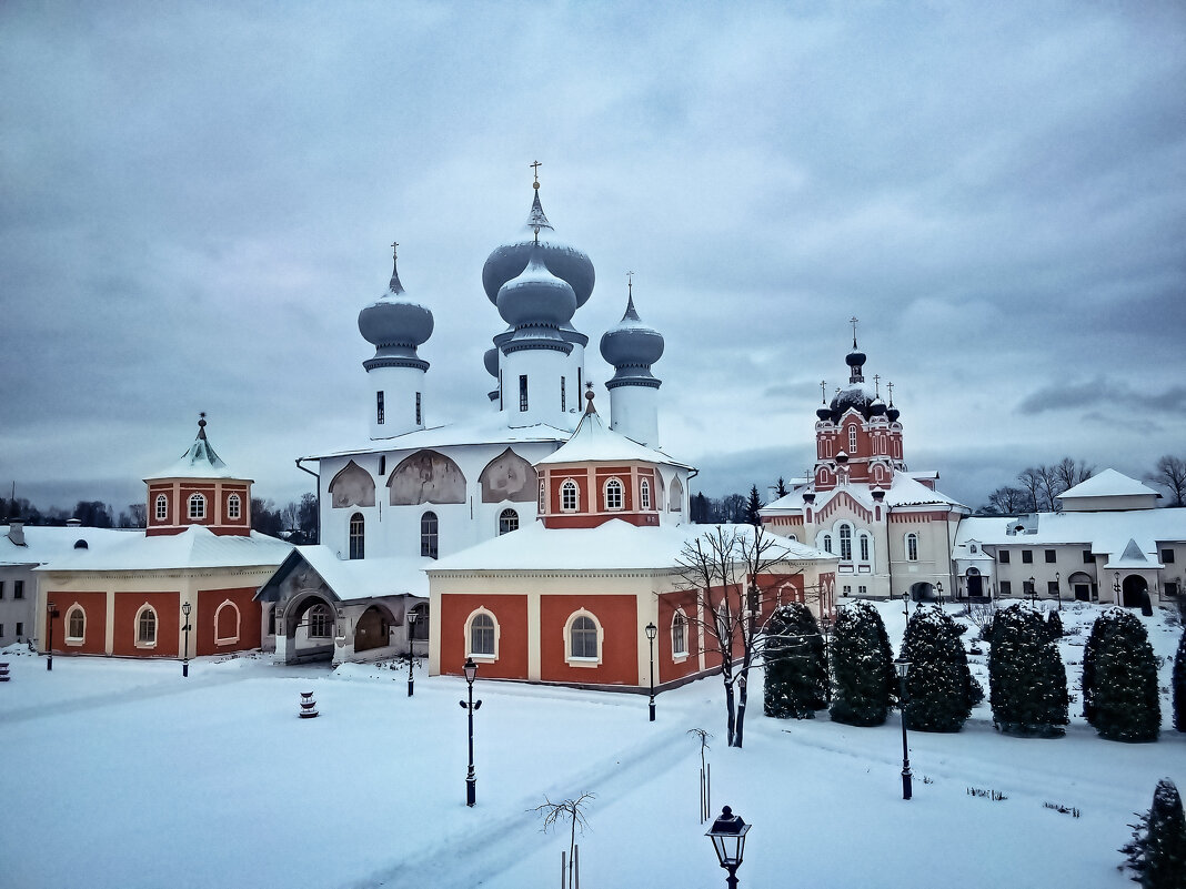 Успенский мужской монастырь - Сергей Кочнев