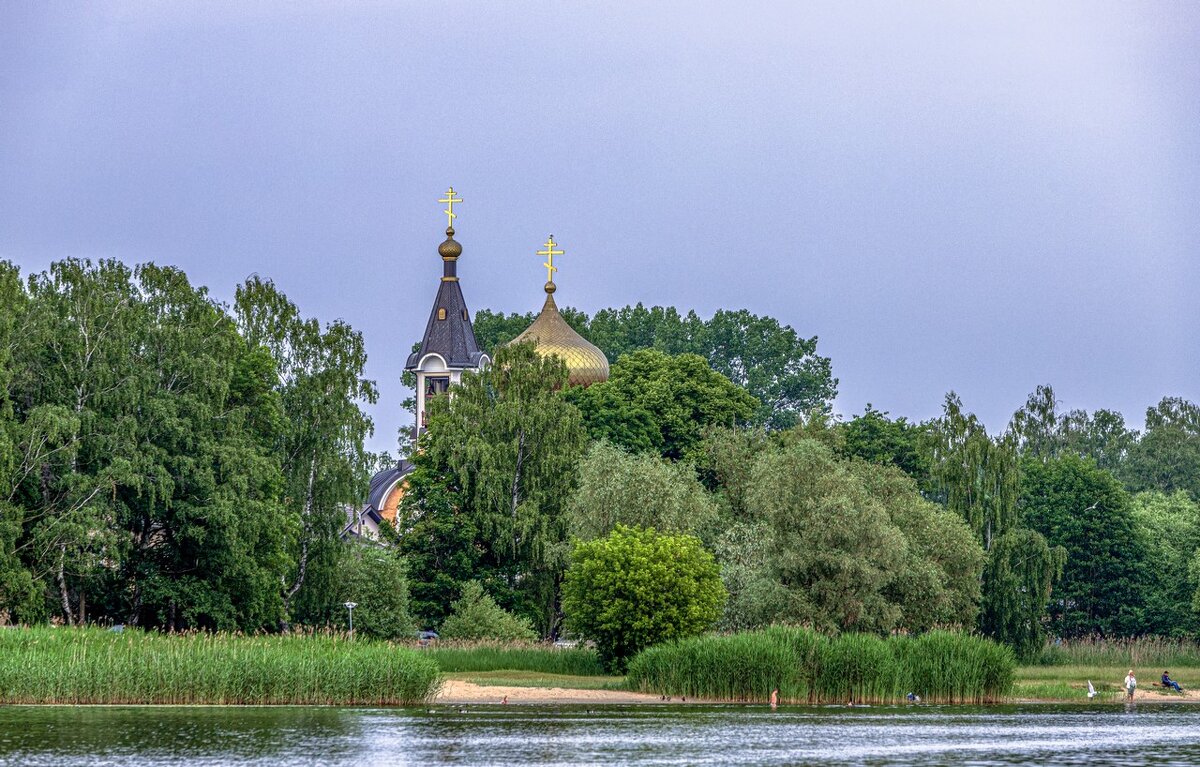 Храм у реки - Аркадий 