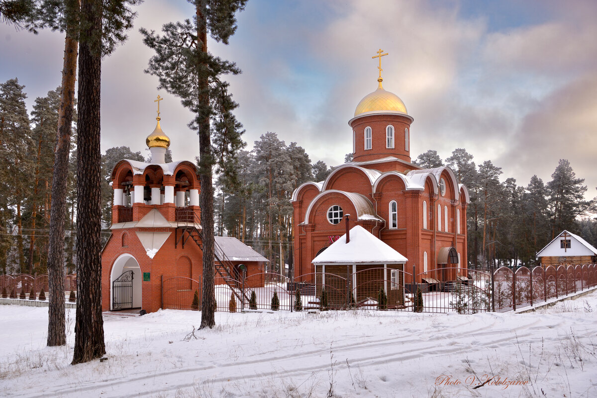Церковь Архангела Михаила С Крещенским Сочельником - Василий Колобзаров