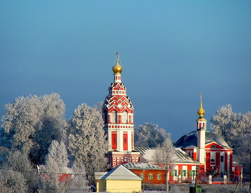 Церковь Покрова Пресвятой Богородицы в Алексино - Людмила Смородинская