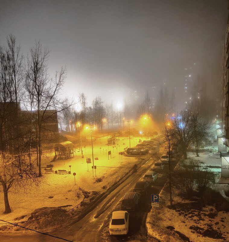 Туманный вечер в спальном районе Питера - Александр 