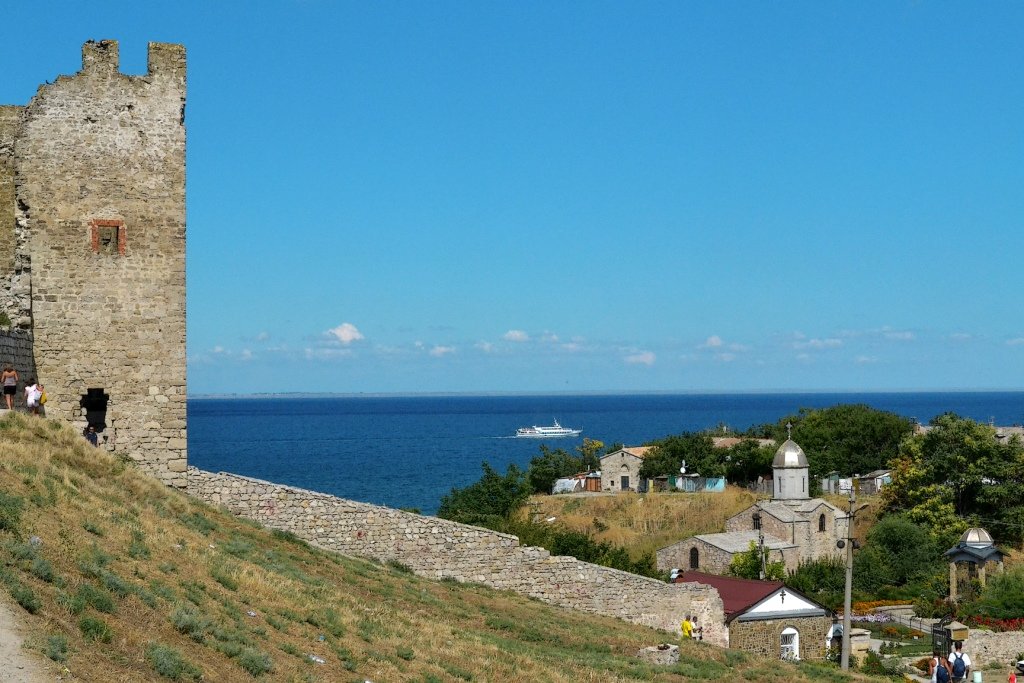 Белеет катер одинокий в тумане моря голубом... - Борис Русаков