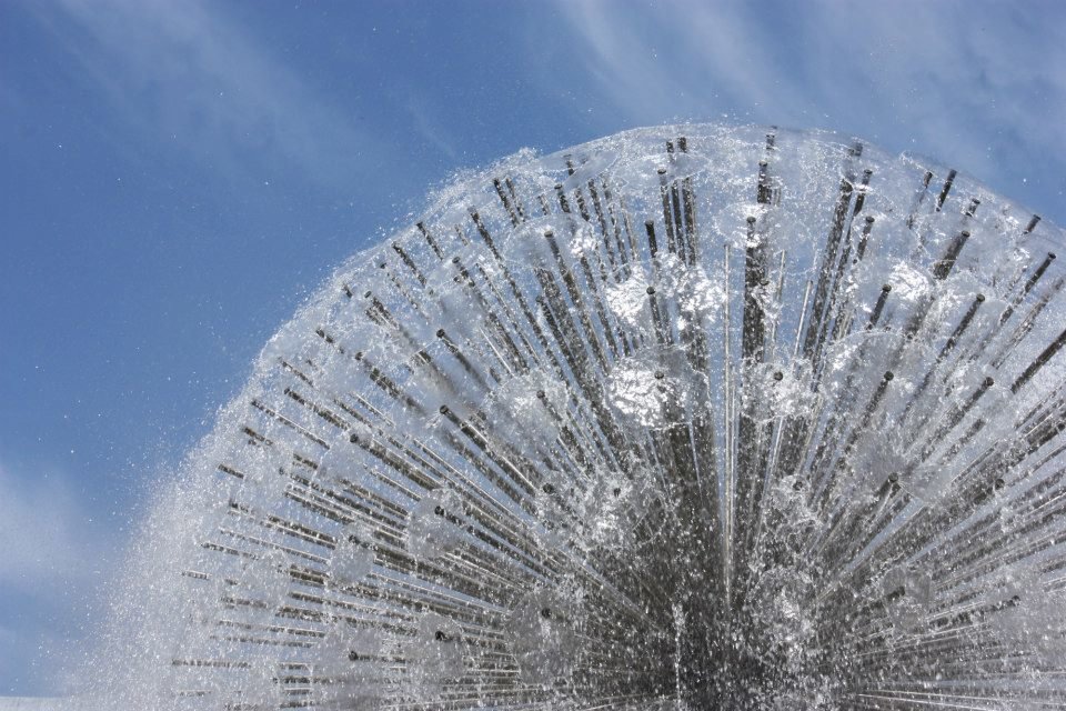Вот такой интересный фонтан в Киеве - Яна Гоголь