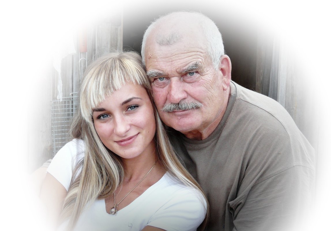 Дед с внучкой. - Jelena Volkova