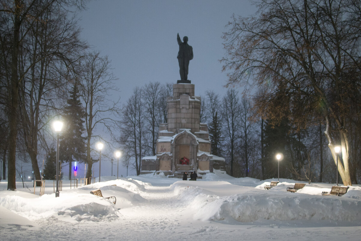 Ленин на Волге - Артём Орлов