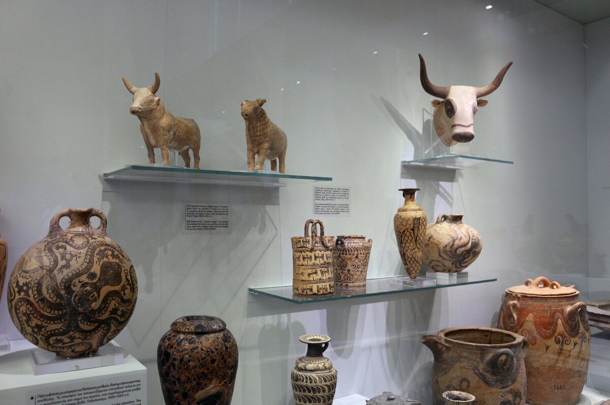 В археологическом музее Ираклиона - Ольга 