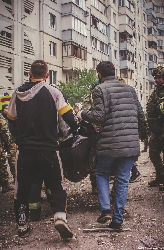 Удар ВСУ по жилому массиву в Белгороде 12 мвя 2024 года - Михаил 
