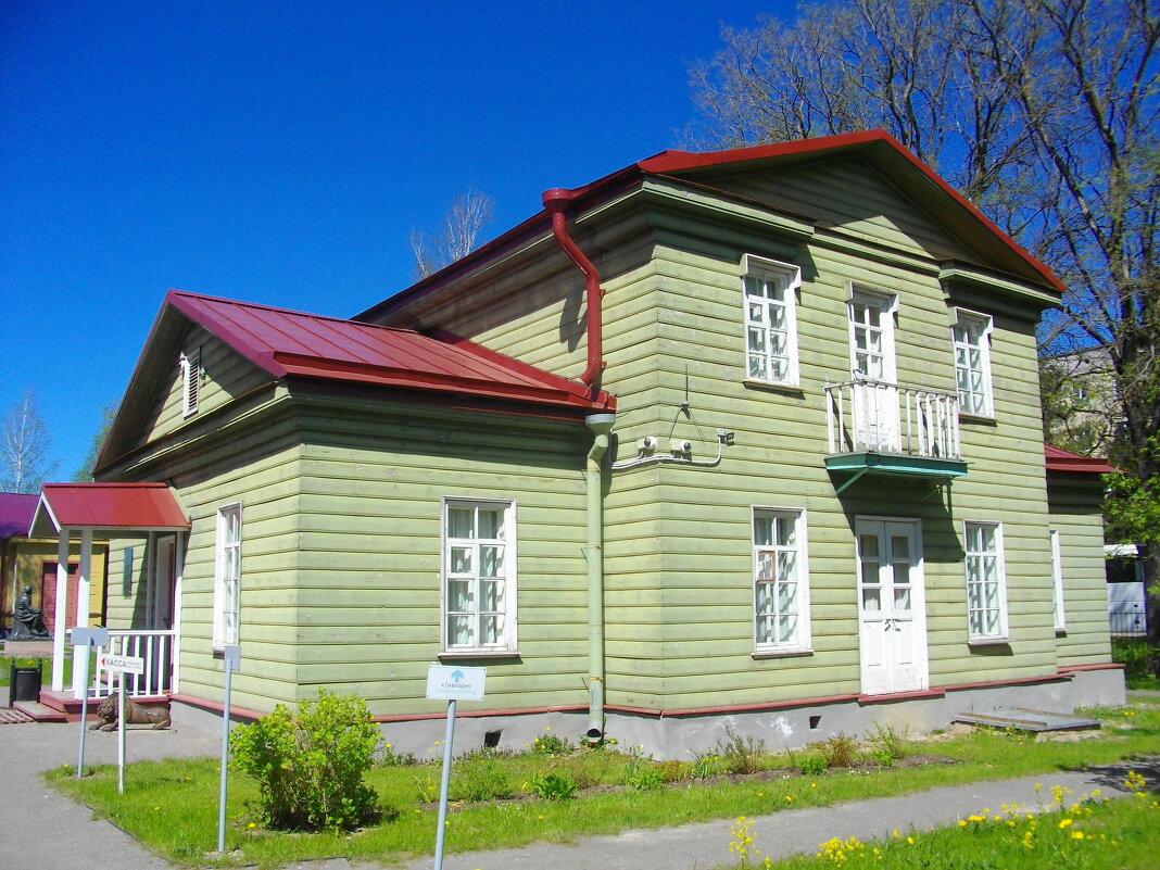 Дом-музей Некрасова Н.А. в городе Чудово. - Лия ☼