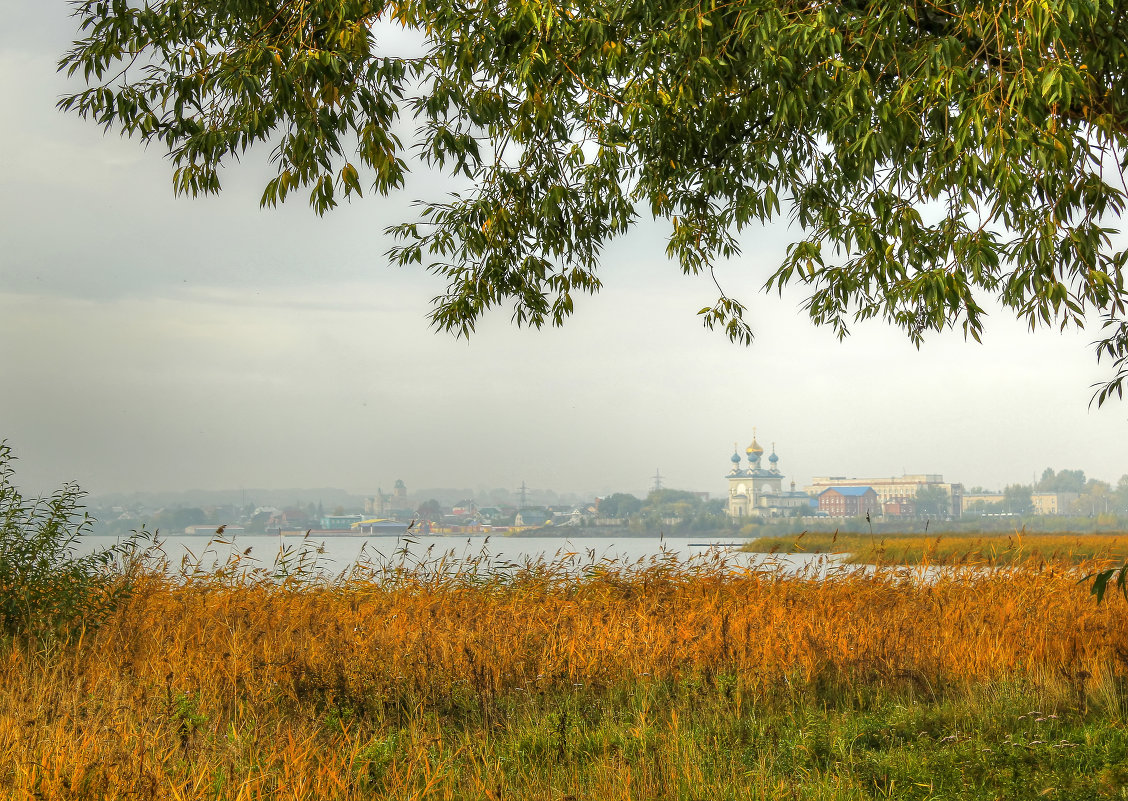 Осень в городе - Олег Сонин