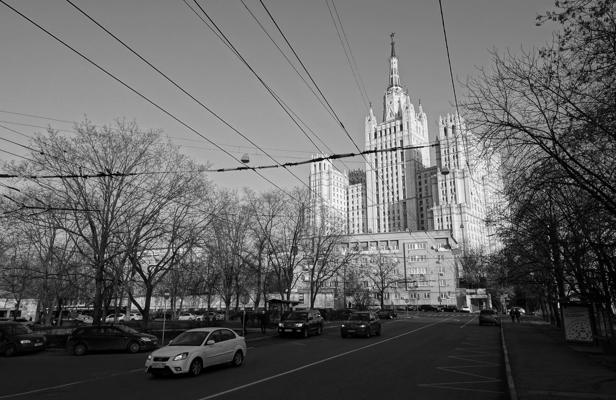 Дом на Кудринской площади (Назывался &quot;Высотка на площади Восстания&quot;) - Евгений Жиляев