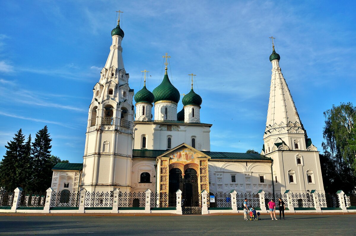 ЯРОСЛАВЛЬ - АЛЕКСАНДР 