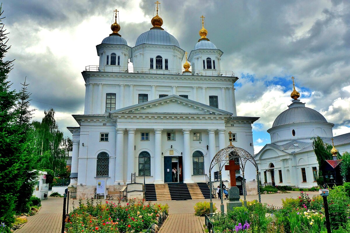 ЯРОСЛАВЛЬ - АЛЕКСАНДР 