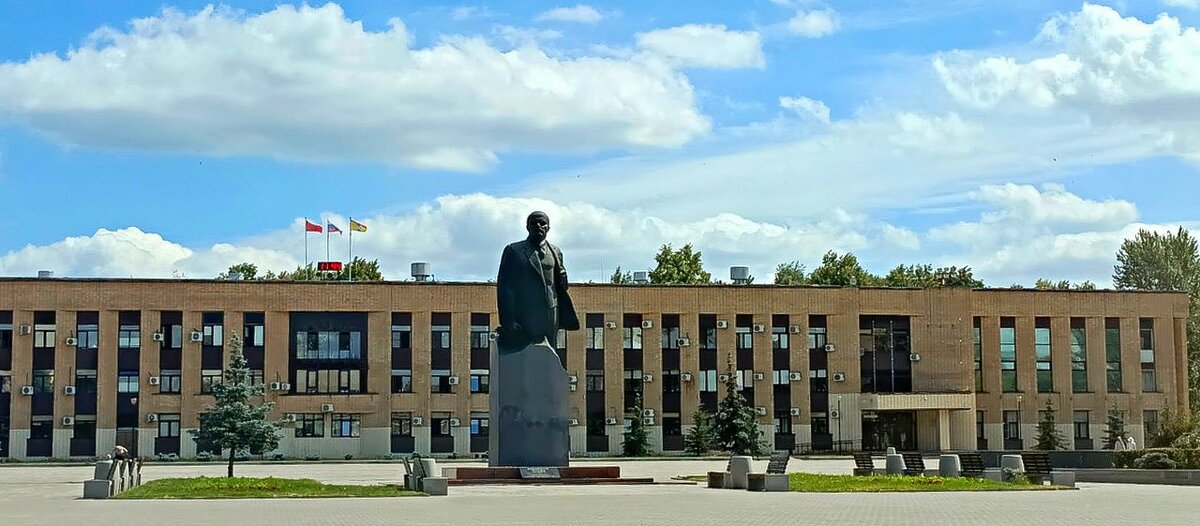 Ленин в Домодедово. - Михаил Столяров