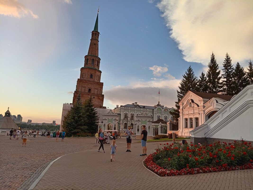 Казань. Кремль - Надежда 