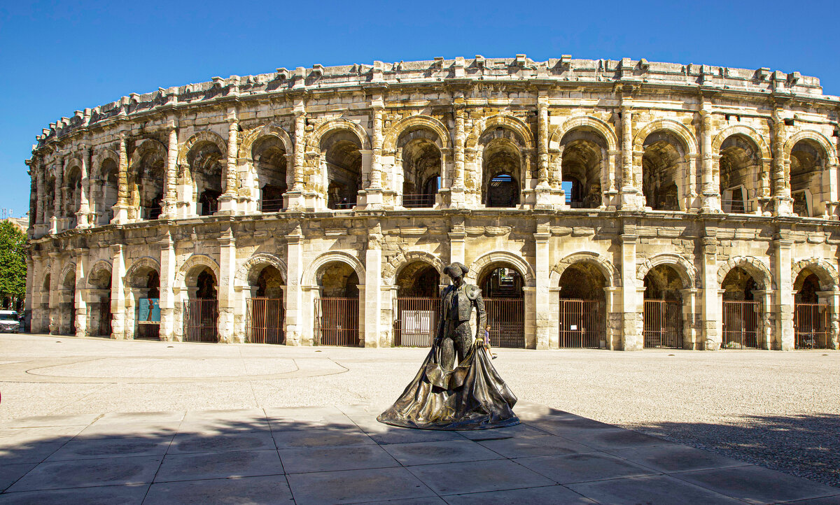 Амфитеатр, где проходили бои гладиаторов.Прованс, Nimes. - Lucy Schneider 