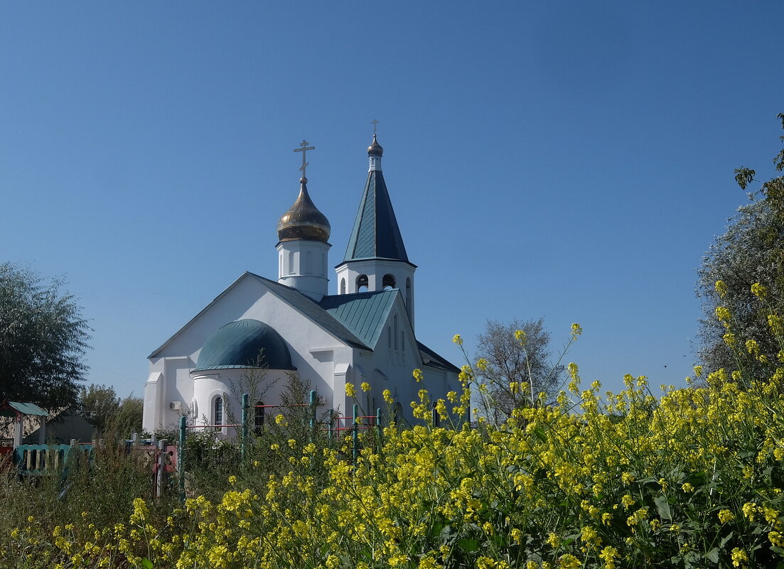 Храм священномученика Сергия, пресвитера Подольского. - Люба 