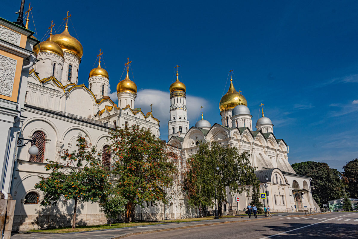 *** - Дмитрий Лупандин