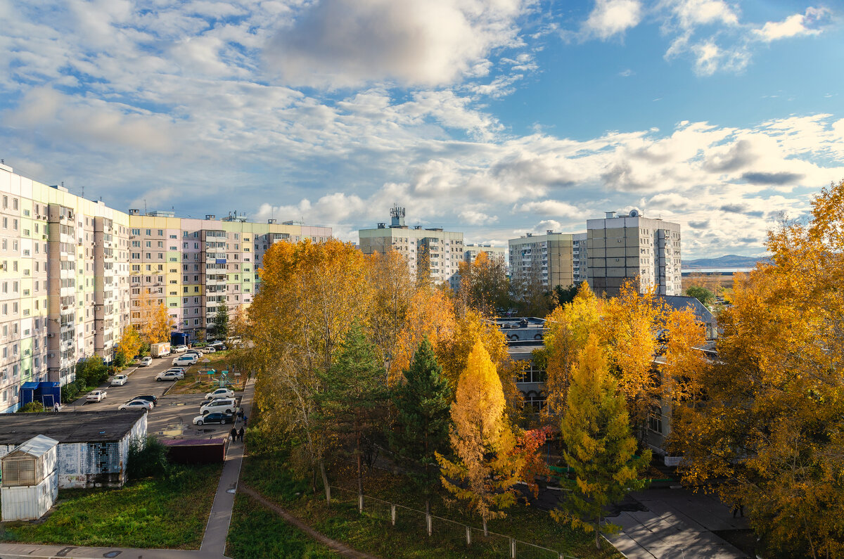 Золотая осень. - Виктор Иванович Чернюк