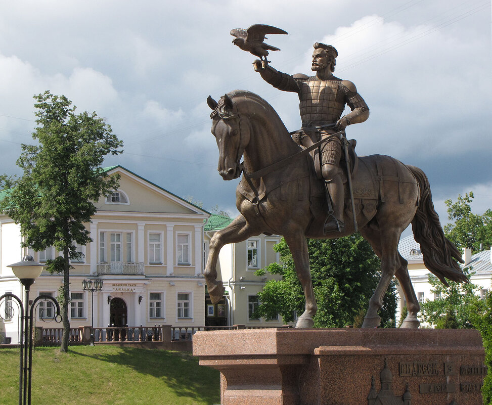 Памятник князю Ольгерду - Александр Ильчевский 