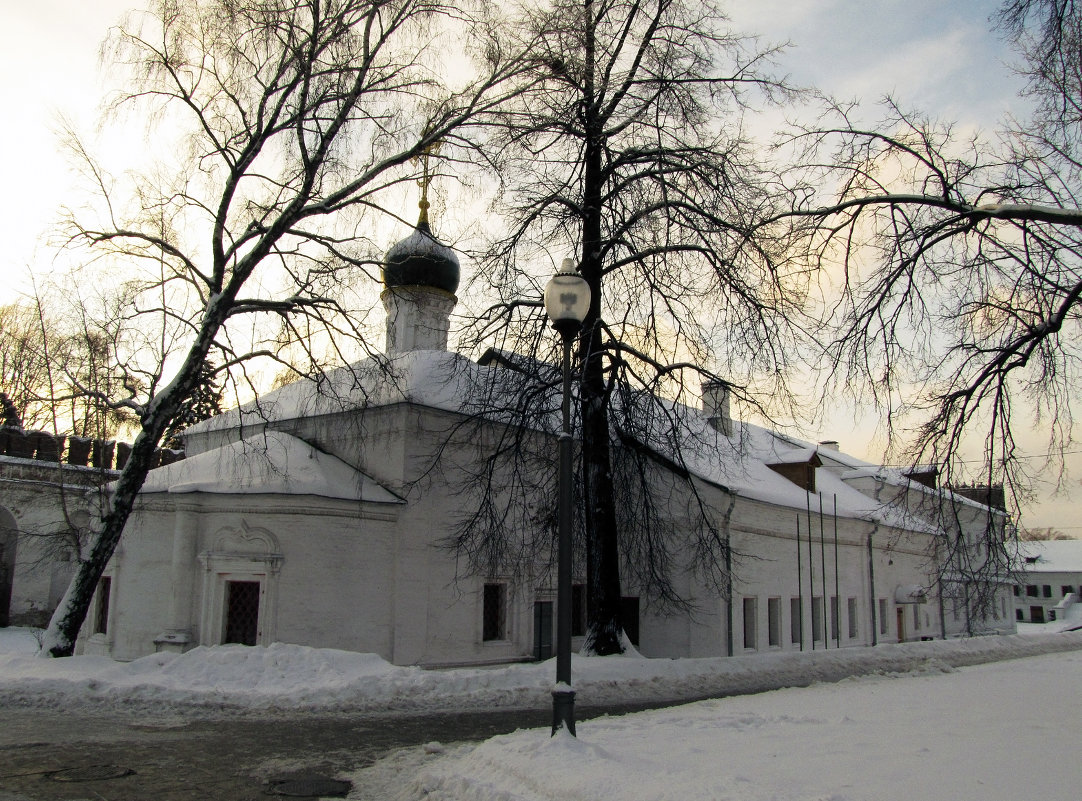 Амвросиевская церковь,трапезная и Ирининские палаты - Сергей Мягченков