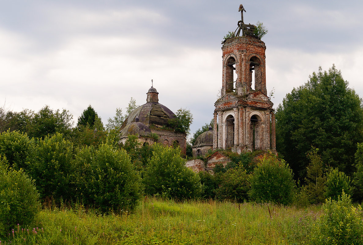 Заброшенная церковь - Евгений Barash