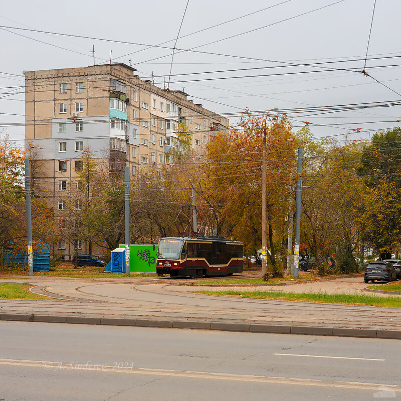 В октябре - Александр Синдерёв