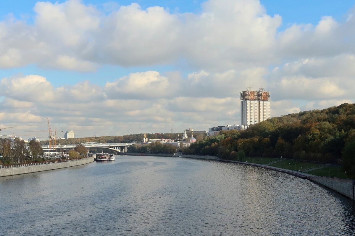 На Москве реке - Дмитрий И_