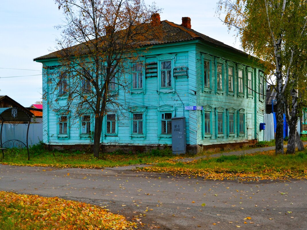 Цивильск. Дом по ул. Горького 16. - Пётр Чернега