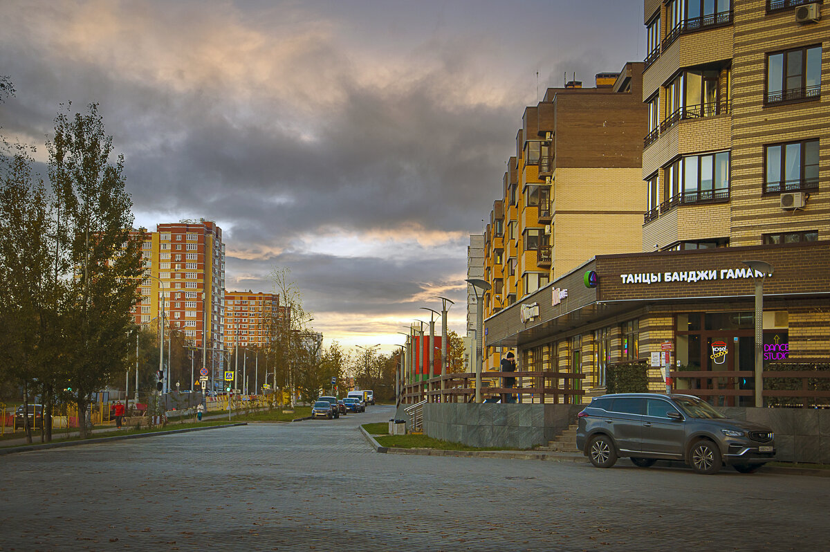 Из серии НОВАЯ МОСКВА - Владимир Кроливец