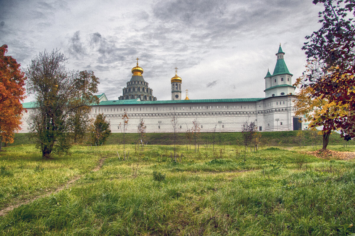 ставропигиальный мужской монастырь Русской православной церкви в городе Истре Московской области - Юрий Яньков