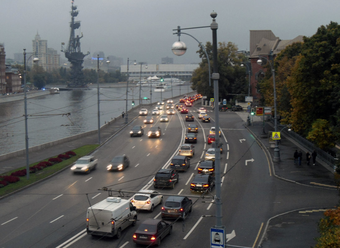 Осенним вечером у Москва-реки - Валентина Родина