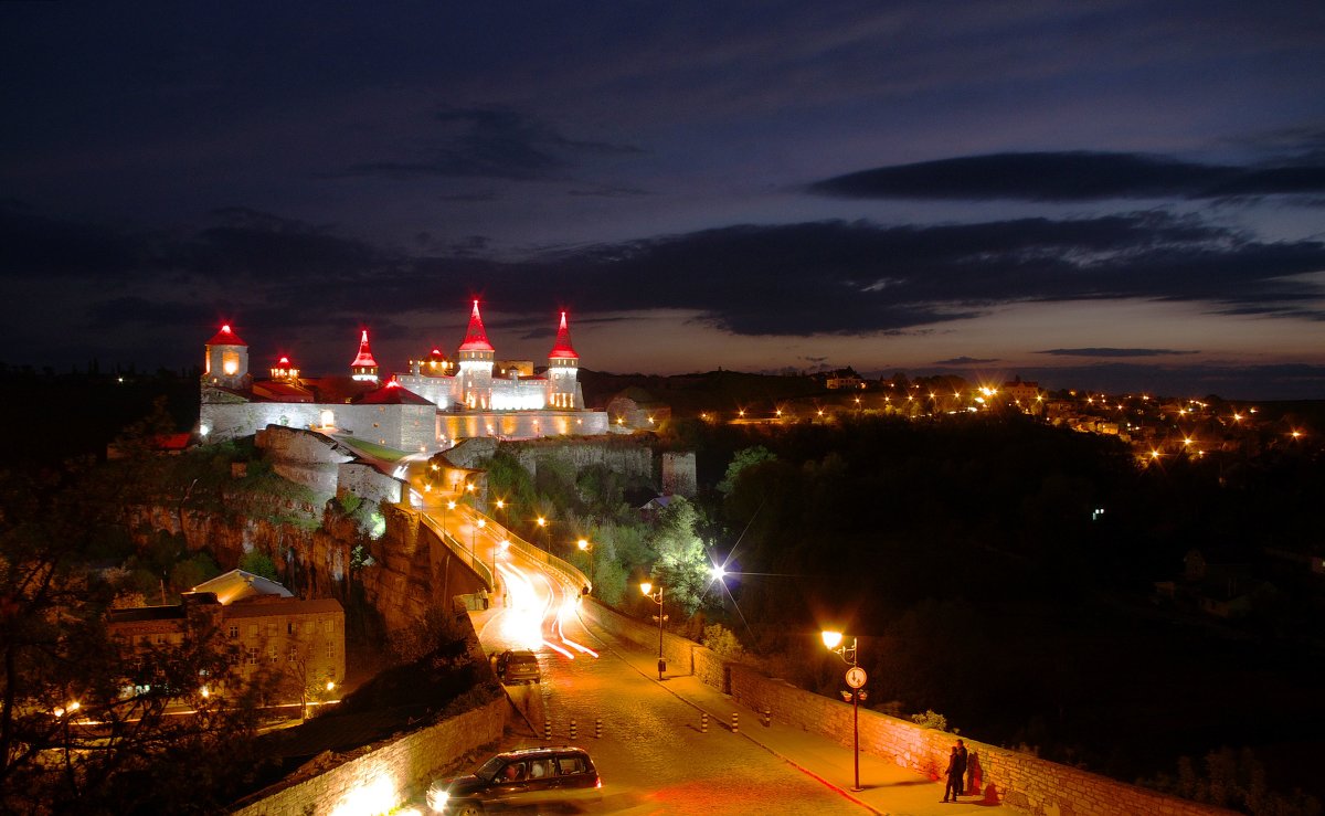 Ночной вид на старую крепость в г.Каменец-Подольский - Александр Крупский