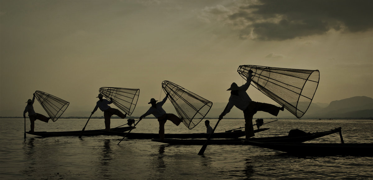 Танцующие рыбаки - Андрей Лукашенко