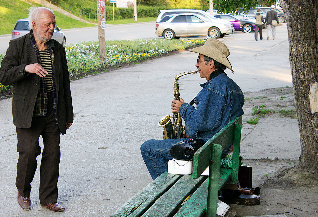 Уличный музыкант - Евгений Ярдов