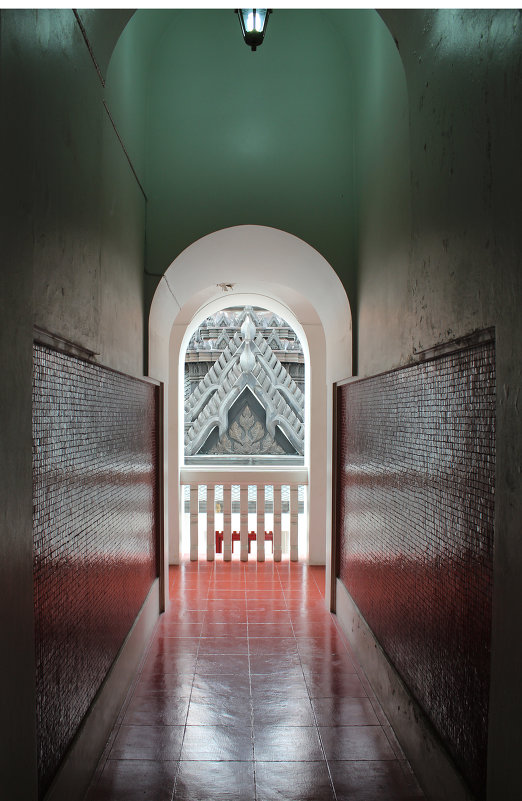 Бангкок, железный храм, коридор - Владимир Шибинский