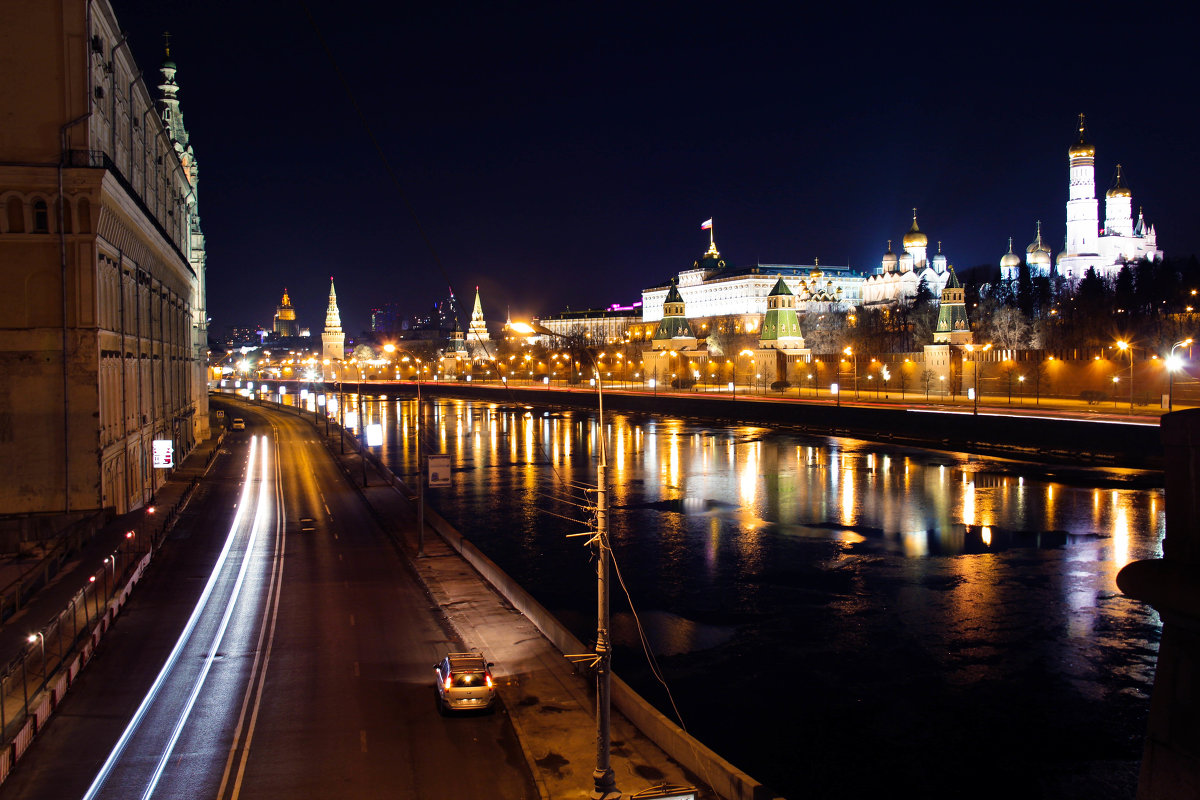 Ночь в Москве - ▲❍▼❏ Colomboo