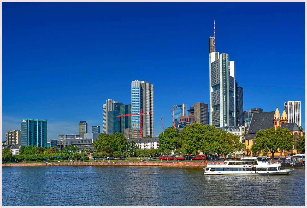 Frankfurt Skyline - Priv *