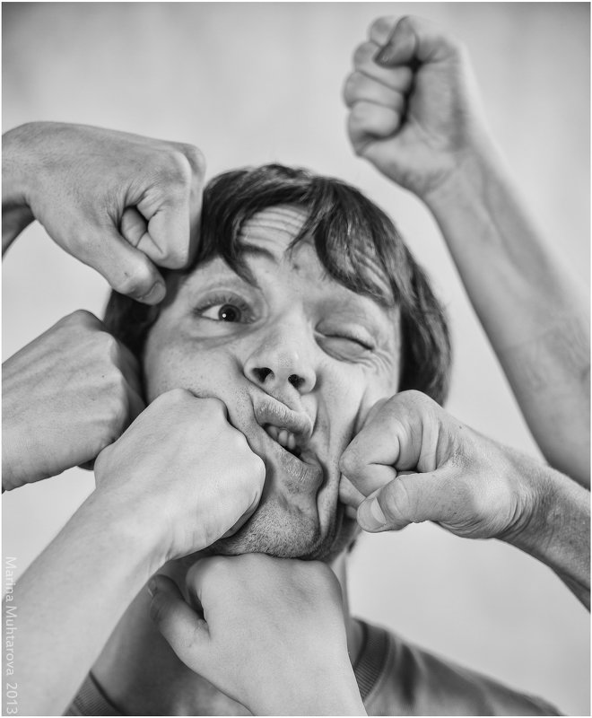 hands and fists - MargoPhoto Mukhtarova