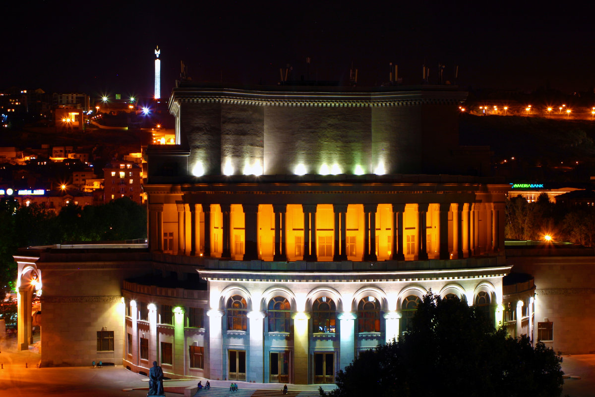 Operni teator v Yerevane - Edgar 