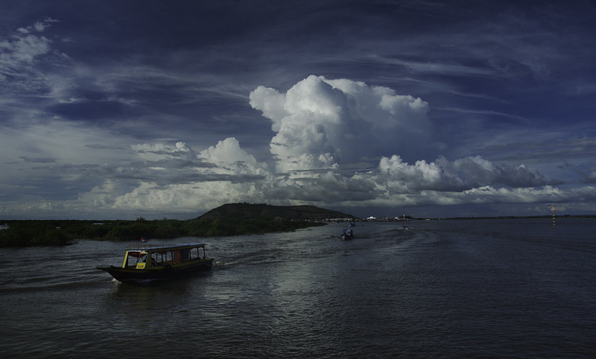 Камбоджа. Озеро Лонле Сап - Сергей Корзенников