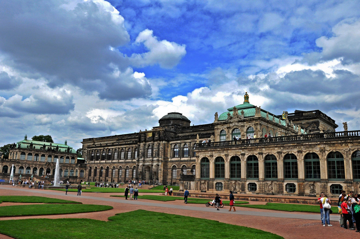 Famous Zwinger - Roman Ilnytskyi