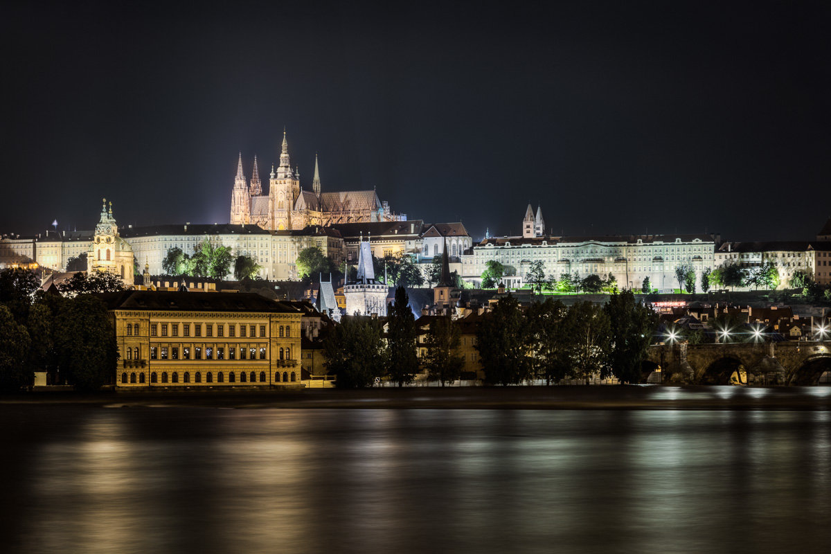Прага ночью. - Sergej Lopatin